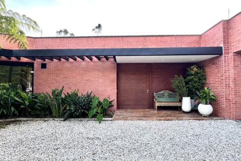 WhatsApp Image 2023-10-01 at 08.40.31 (3)