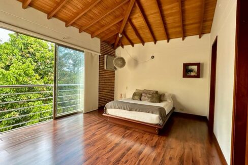 WhatsApp Image 2023-11-11 at 11.58.48