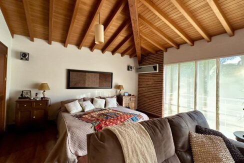 WhatsApp Image 2023-11-11 at 12.00.03