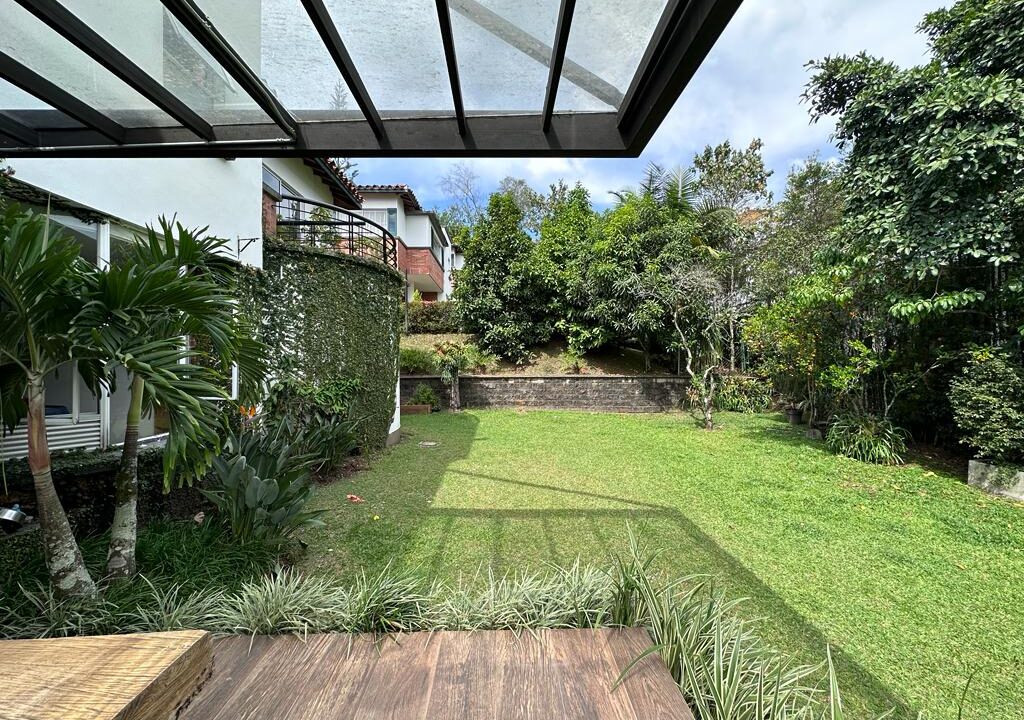 WhatsApp Image 2023-11-13 at 07.02.25