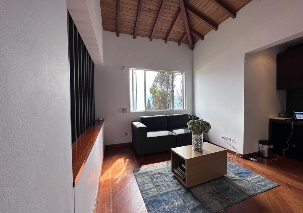 WhatsApp Image 2023-11-13 at 07.03.57