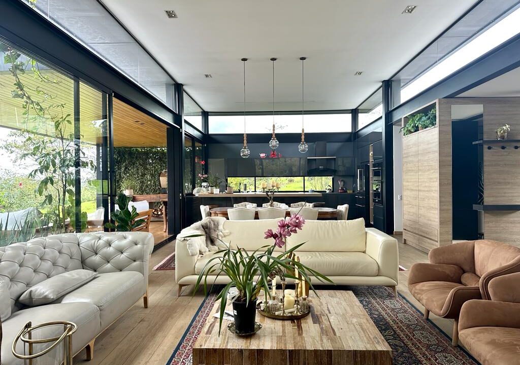 WhatsApp Image 2023-11-21 at 15.15.08