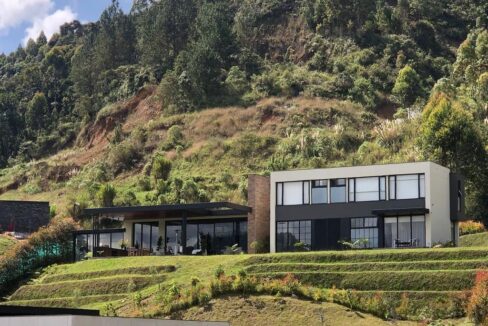 WhatsApp Image 2023-12-04 at 14.07.12