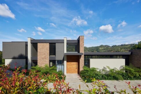 WhatsApp Image 2023-12-04 at 14.08.33