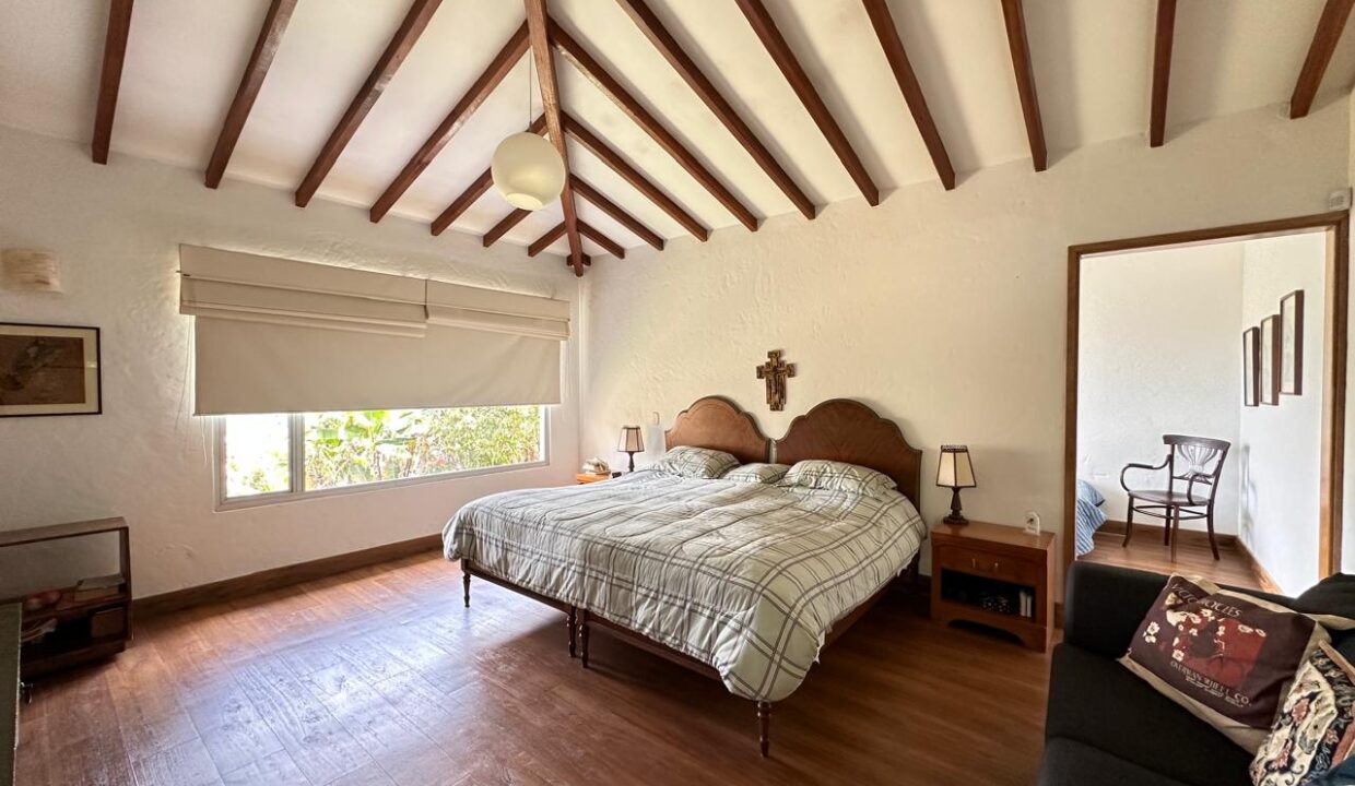 WhatsApp Image 2024-09-25 at 11.25.30 (9)