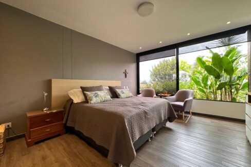 WhatsApp Image 2024-09-25 at 12.18.10 (5)