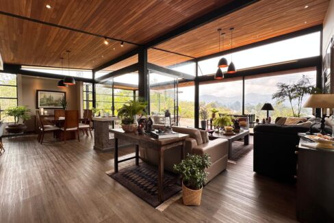 WhatsApp Image 2024-09-25 at 12.18.10 (6)