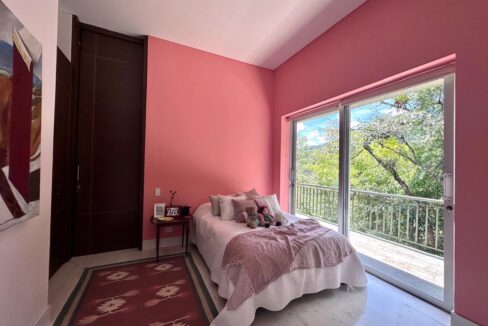 WhatsApp Image 2024-09-25 at 13.04.09 (1)