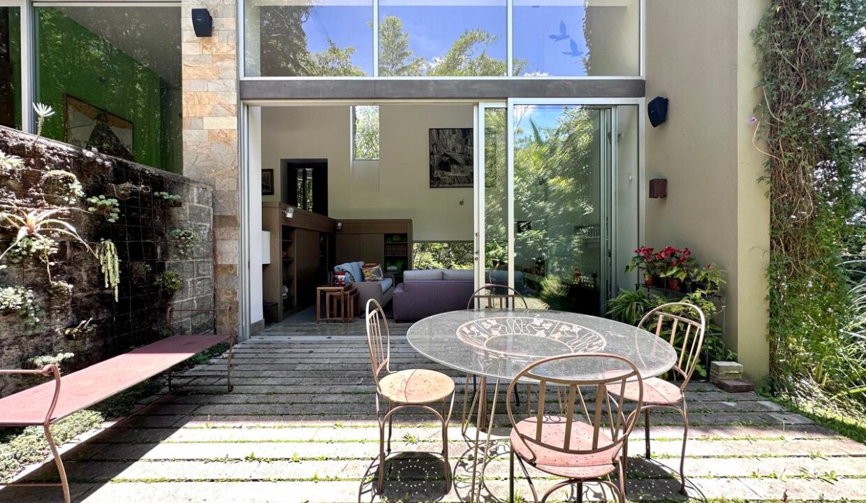 WhatsApp Image 2024-09-25 at 13.04.09 (6)