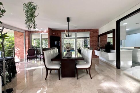 WhatsApp Image 2024-09-26 at 10.02.13 (6)