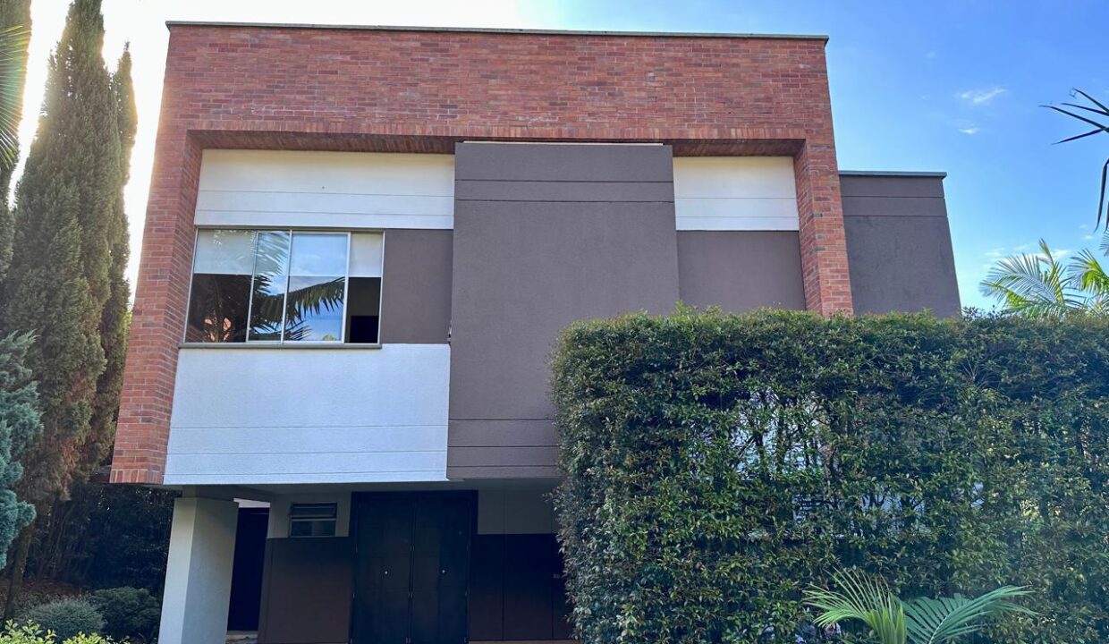 WhatsApp Image 2024-09-26 at 10.02.13 (7)