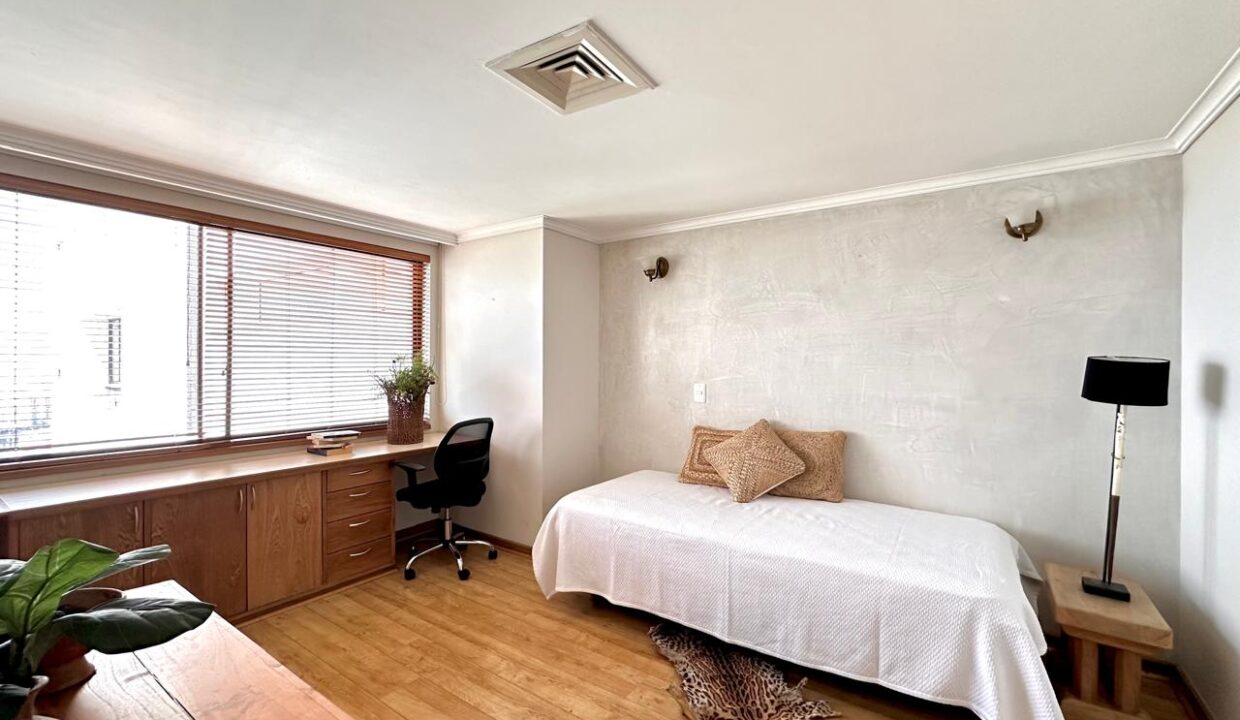 WhatsApp Image 2024-09-26 at 10.46.58 (10)