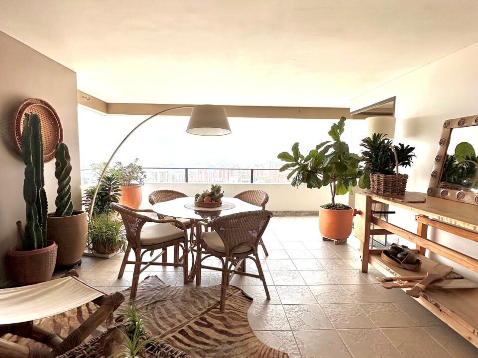 WhatsApp Image 2024-09-26 at 10.46.58 (12)