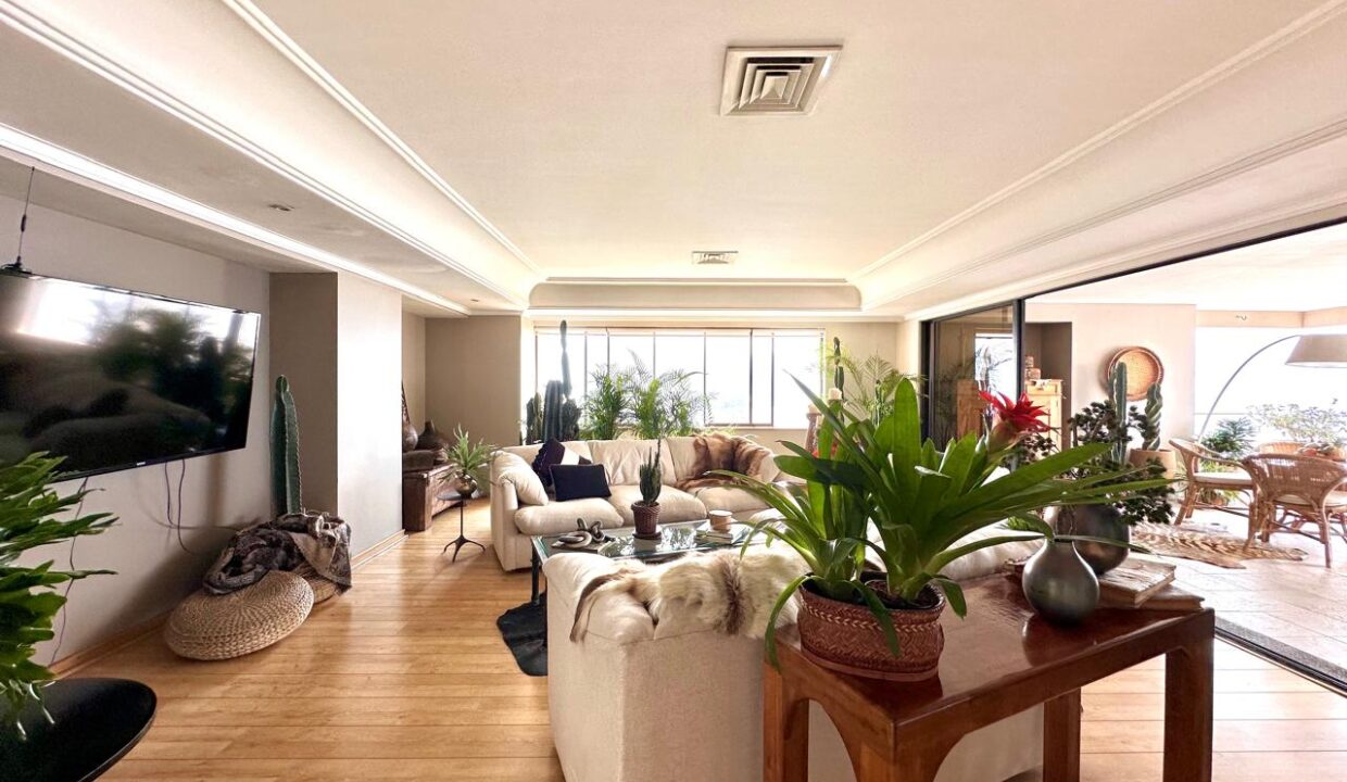 WhatsApp Image 2024-09-26 at 10.46.58 (3)