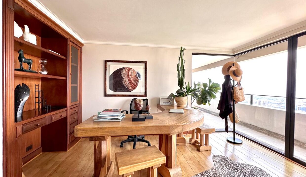 WhatsApp Image 2024-09-26 at 10.46.58 (4)