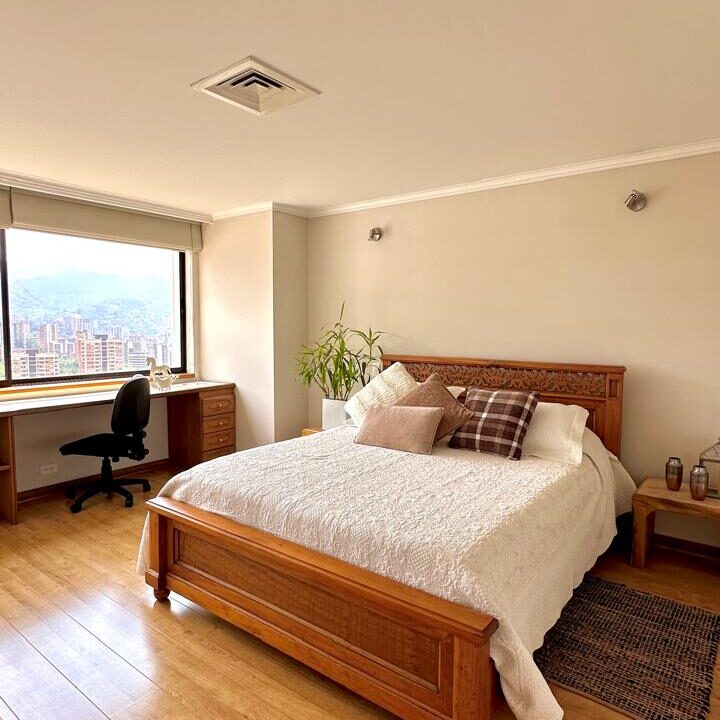 WhatsApp Image 2024-09-26 at 10.46.58 (8)