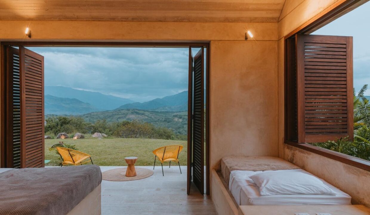 WhatsApp Image 2024-09-26 at 10.57.13 (1)