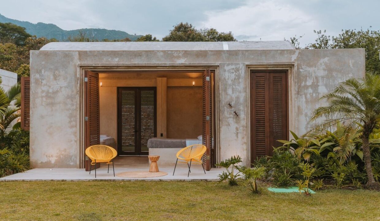 WhatsApp Image 2024-09-26 at 10.57.14 (1)