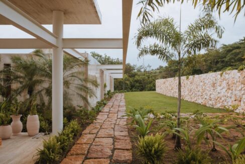 WhatsApp Image 2024-09-26 at 10.57.14 (4)