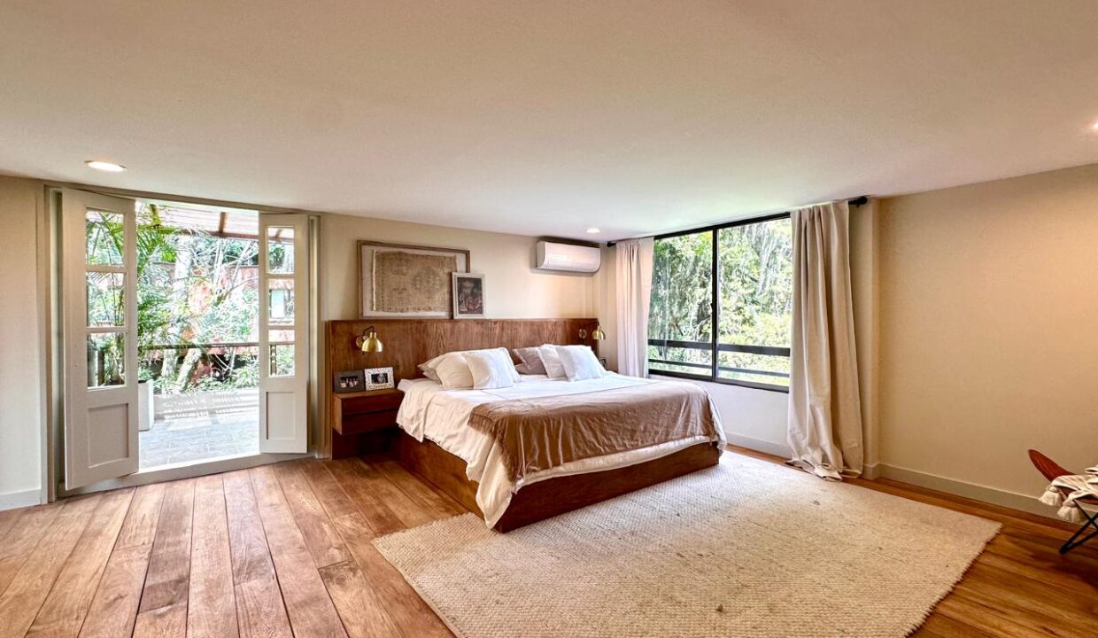 WhatsApp Image 2024-09-26 at 11.15.04