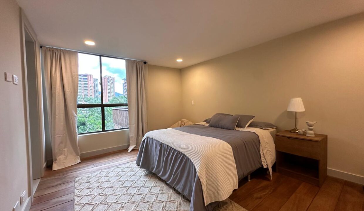 WhatsApp Image 2024-09-26 at 11.15.04 (3)