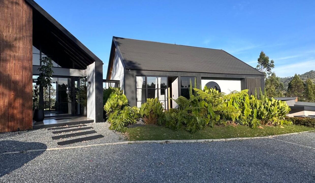 WhatsApp Image 2024-09-26 at 14.26.01