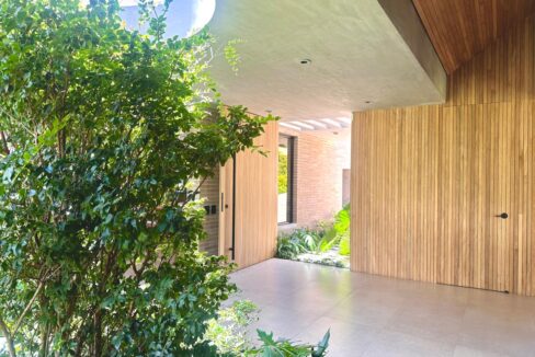 WhatsApp Image 2024-09-26 at 14.40.33 (1)