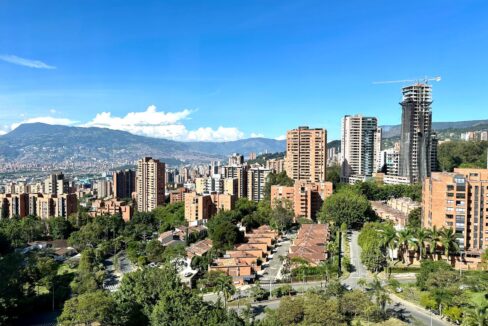 WhatsApp Image 2024-10-02 at 11.06.37 (2)