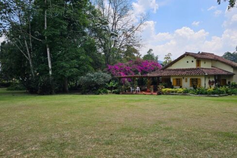 WhatsApp Image 2024-10-02 at 11.46.11 (2)