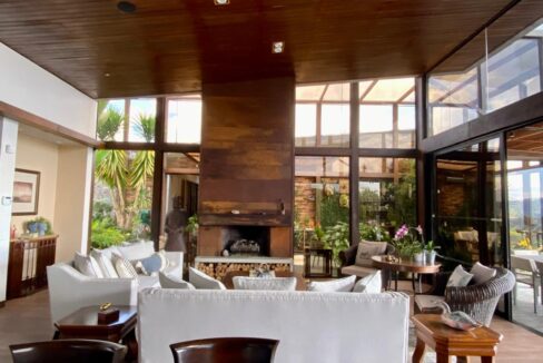 WhatsApp Image 2024-10-02 at 11.58.48 (1)