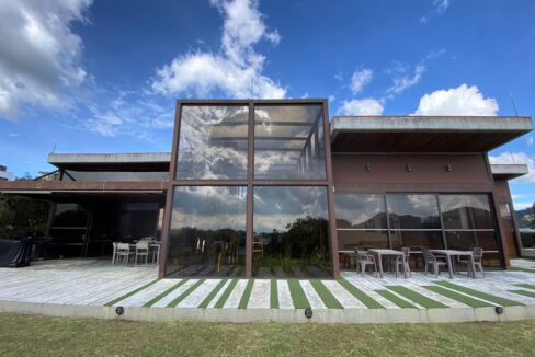 WhatsApp Image 2024-10-02 at 11.58.48 (4)