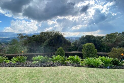 WhatsApp Image 2024-10-02 at 11.58.48 (5)