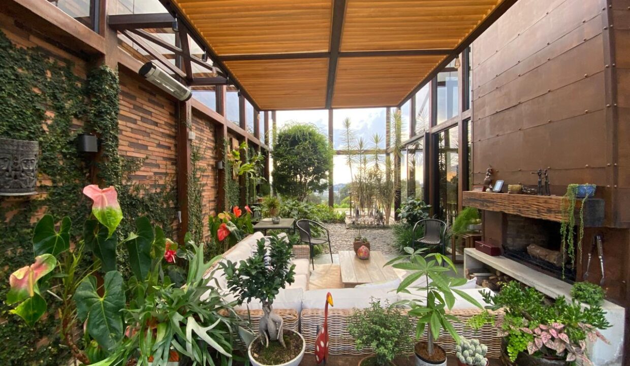 WhatsApp Image 2024-10-02 at 11.58.49 (1)