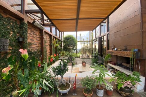 WhatsApp Image 2024-10-02 at 11.58.49 (1)