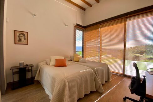 WhatsApp Image 2024-10-02 at 11.58.49 (4)