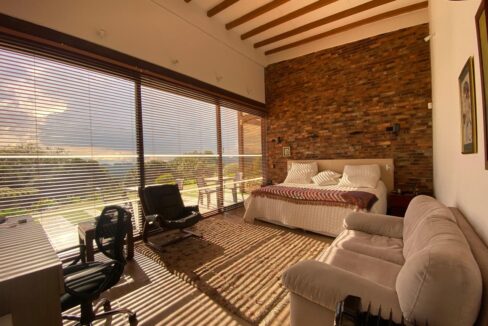 WhatsApp Image 2024-10-02 at 11.58.49 (5)