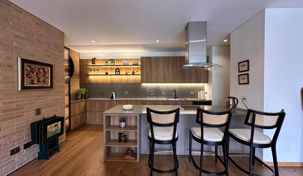 WhatsApp Image 2024-10-02 at 12.13.01 (4)