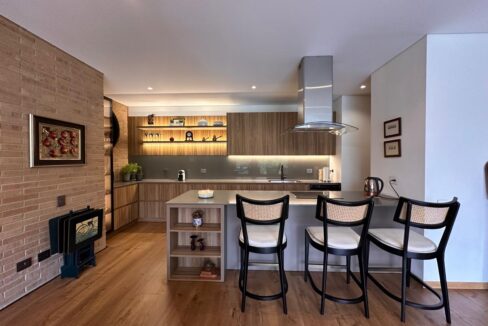 WhatsApp Image 2024-10-02 at 12.13.01 (4)