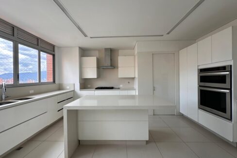 WhatsApp Image 2024-10-02 at 12.24.33 (2)