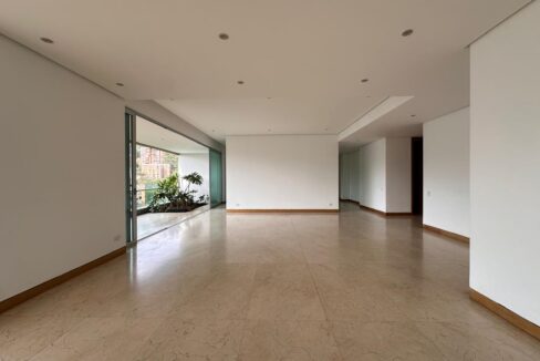 WhatsApp Image 2024-10-02 at 12.24.33