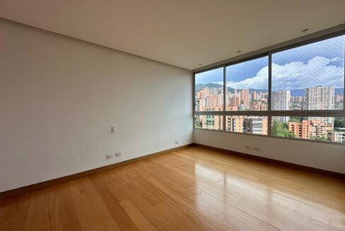 WhatsApp Image 2024-10-02 at 12.24.34 (5)