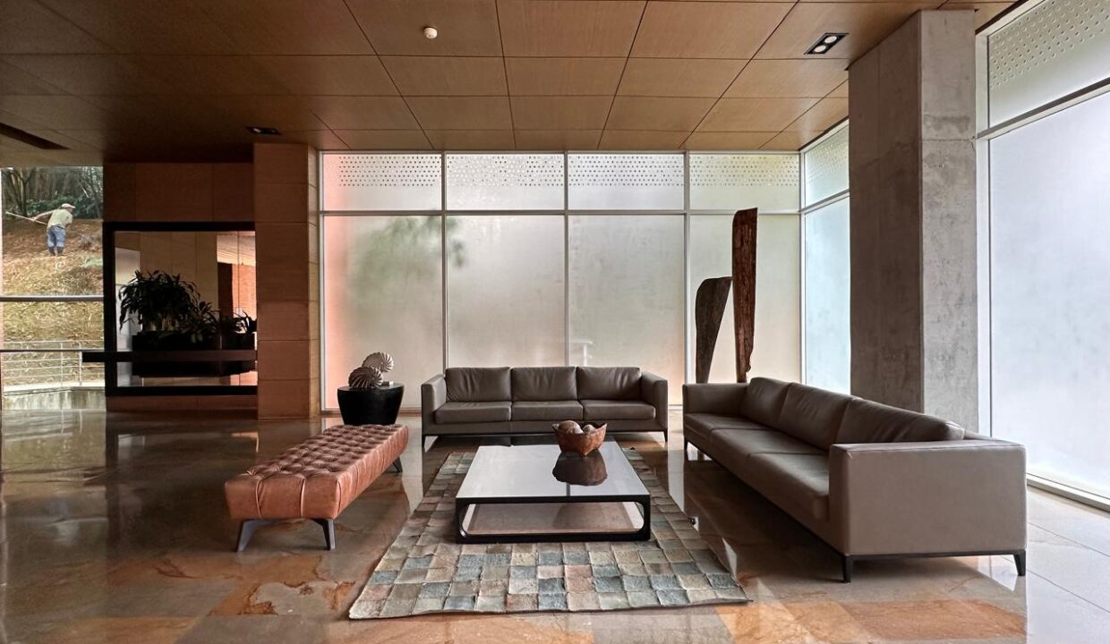 WhatsApp Image 2024-10-02 at 12.29.12