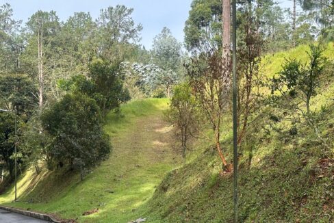 WhatsApp Image 2024-10-02 at 12.39.18 (6)