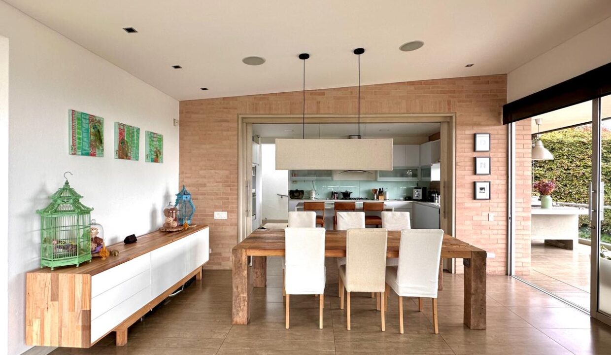 WhatsApp Image 2024-10-02 at 12.50.04 (5)