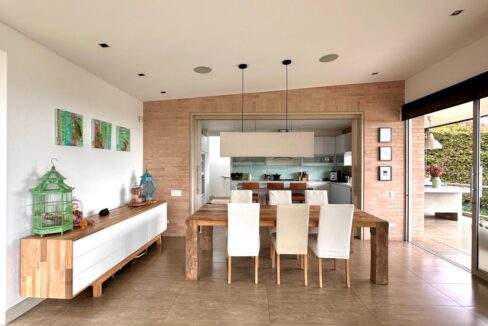 WhatsApp Image 2024-10-02 at 12.50.04 (5)