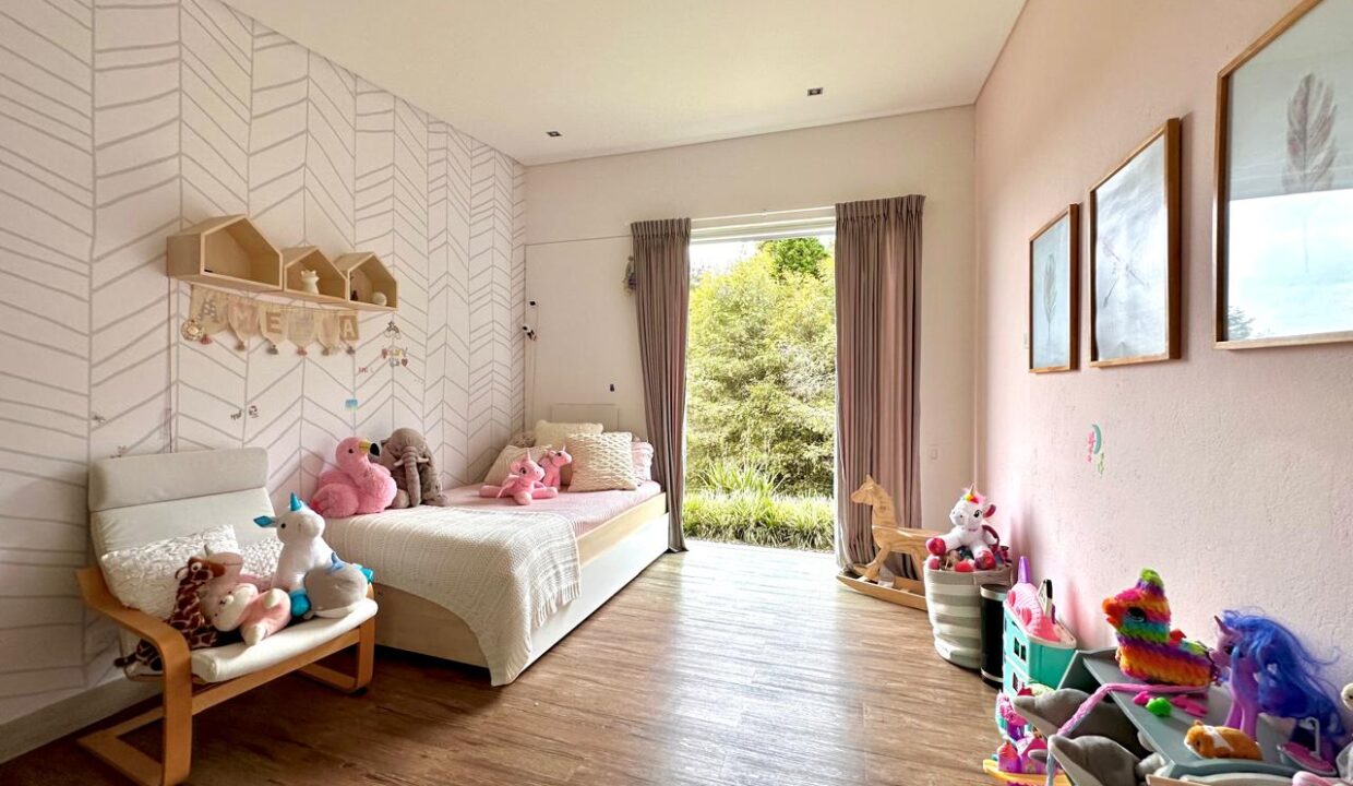 WhatsApp Image 2024-10-02 at 12.50.04 (8)