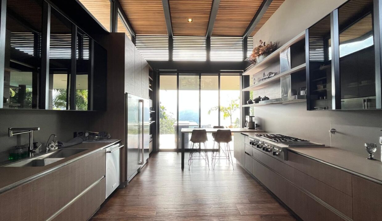 WhatsApp Image 2024-10-03 at 11.46.47 (8)