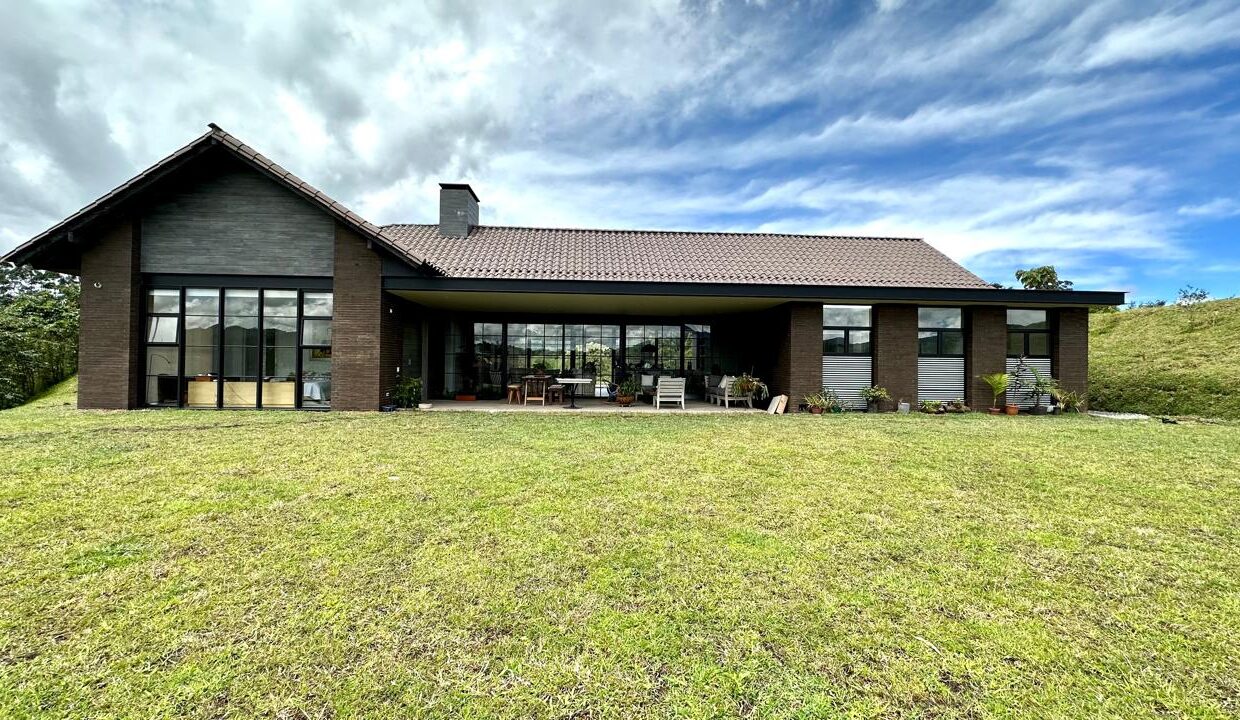 WhatsApp Image 2024-10-03 at 12.17.28