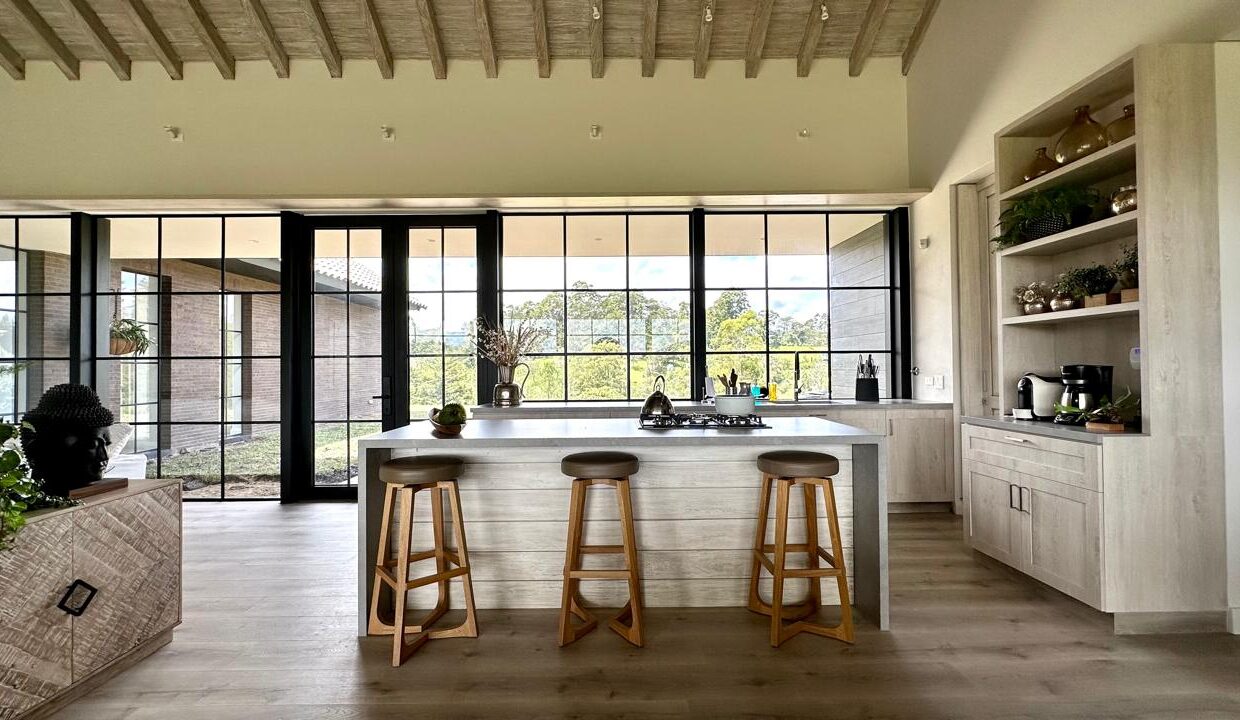 WhatsApp Image 2024-10-03 at 12.17.28 (2)