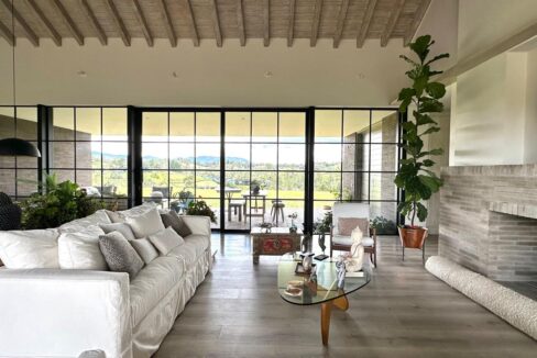 WhatsApp Image 2024-10-03 at 12.17.29 (1)